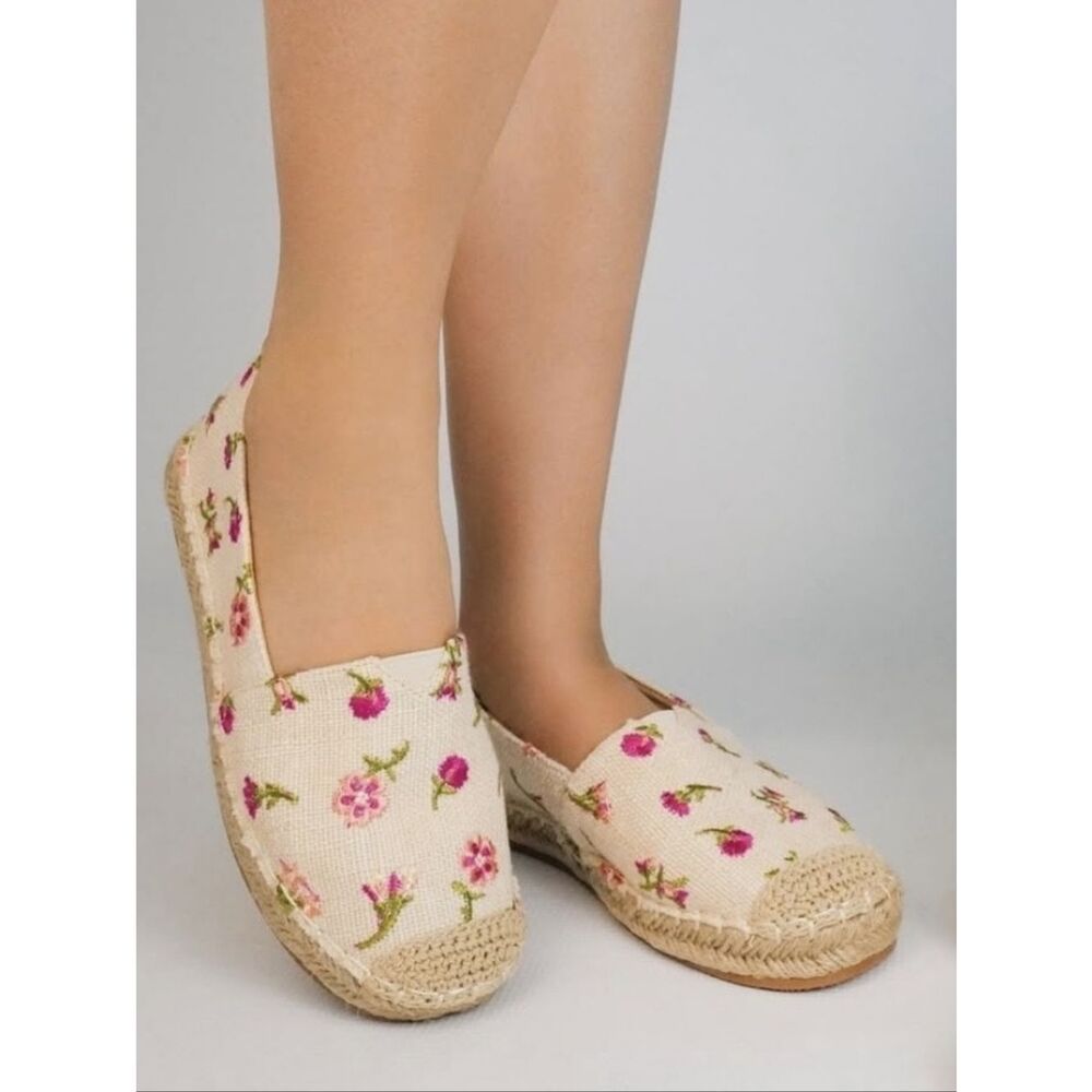 Top Moda Chaya Woven Pink Floral Slip On Espadrilles Shoes SZ 7.5 NWOT